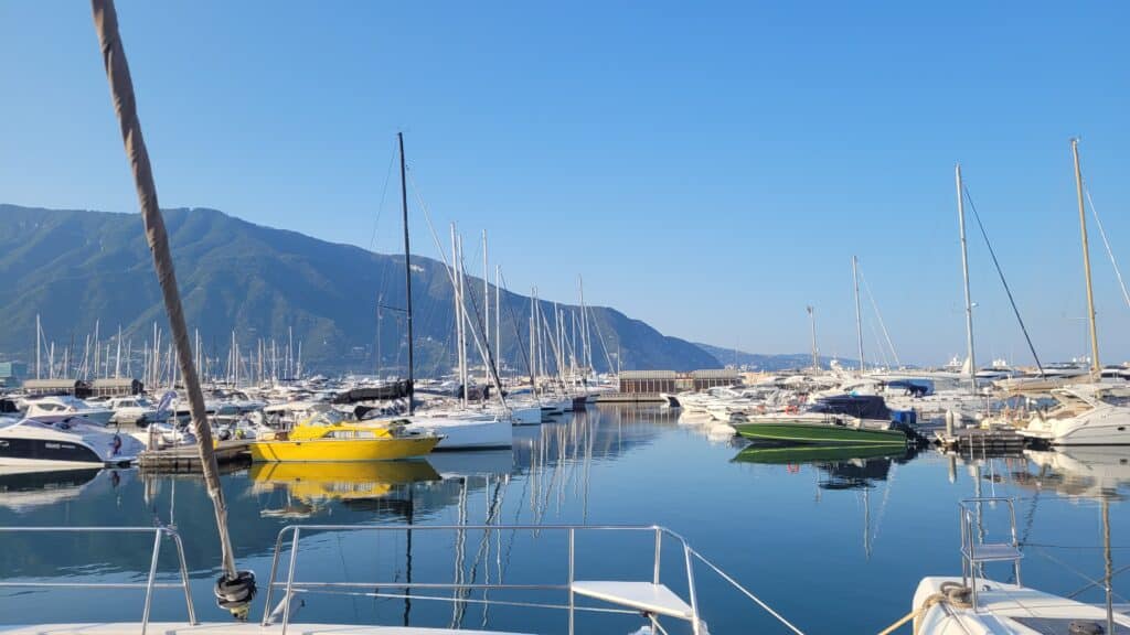 Widok na marine we włoszech Amalfi